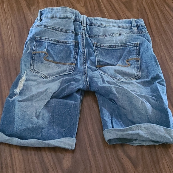 Shorts for women - Picture 2 of 2